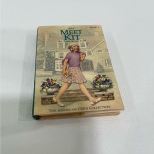 American Girl Dolls - Meet Kit mini book